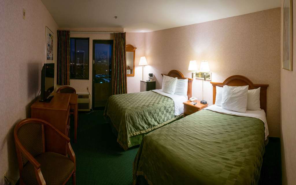 San Bernardino Inn & Suites Zimmer foto